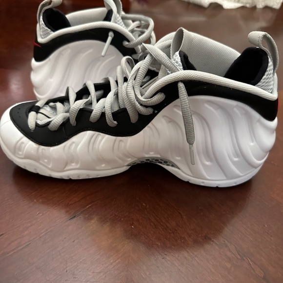 Men’s Nike Air Foamposite Pro White Black University Red - Size 9 main image 9